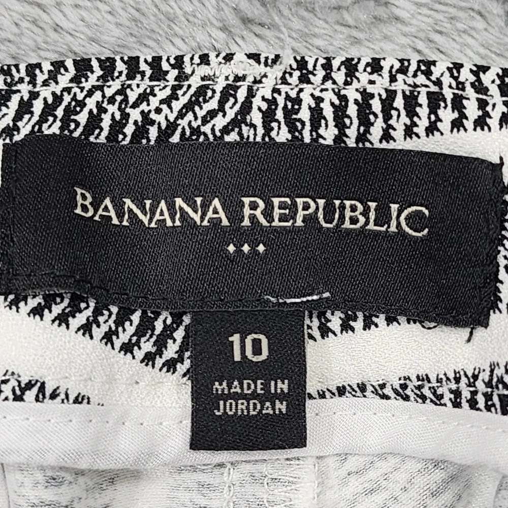 Banana Republic Shorts Womens 10 White Black Striped Tie Waist‎ Belted Preppy